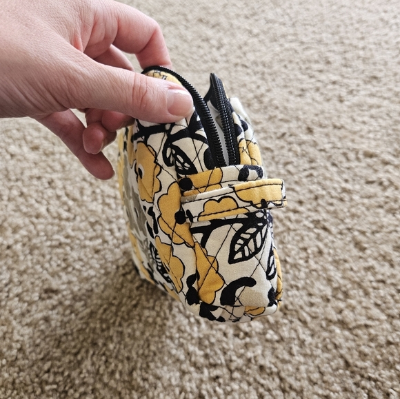 Vera Bradley Floral GO WILD Lined Quilted Pouch Makeup/Cosmetics Bag - Picture 6 of 8